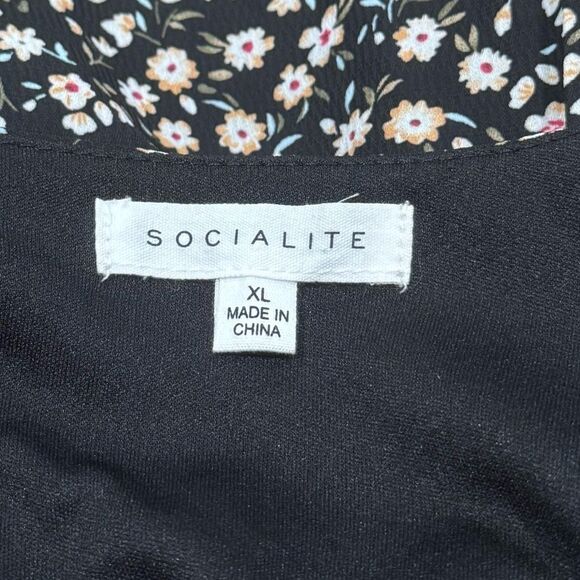 Socialite Short Flutter Sleeve Floral V Neck Wrap Sundress Women’s XL - Picture 2 of 3